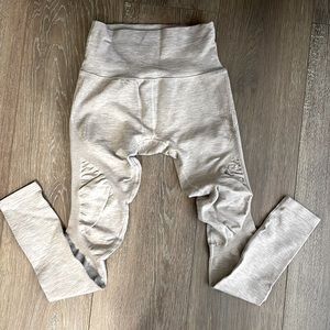 Alphalete legging, size small